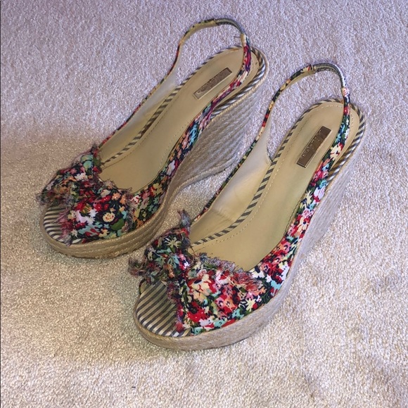 Wild Pair Floral Colorful ESPADRILLE WEDGE SANDAL - Picture 1 of 4